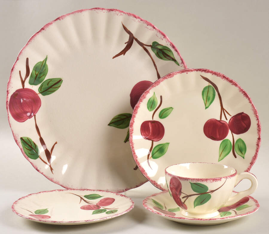 Crab Apple 5 Piece Place Setting by Blue Ridge Southern Pottery-1