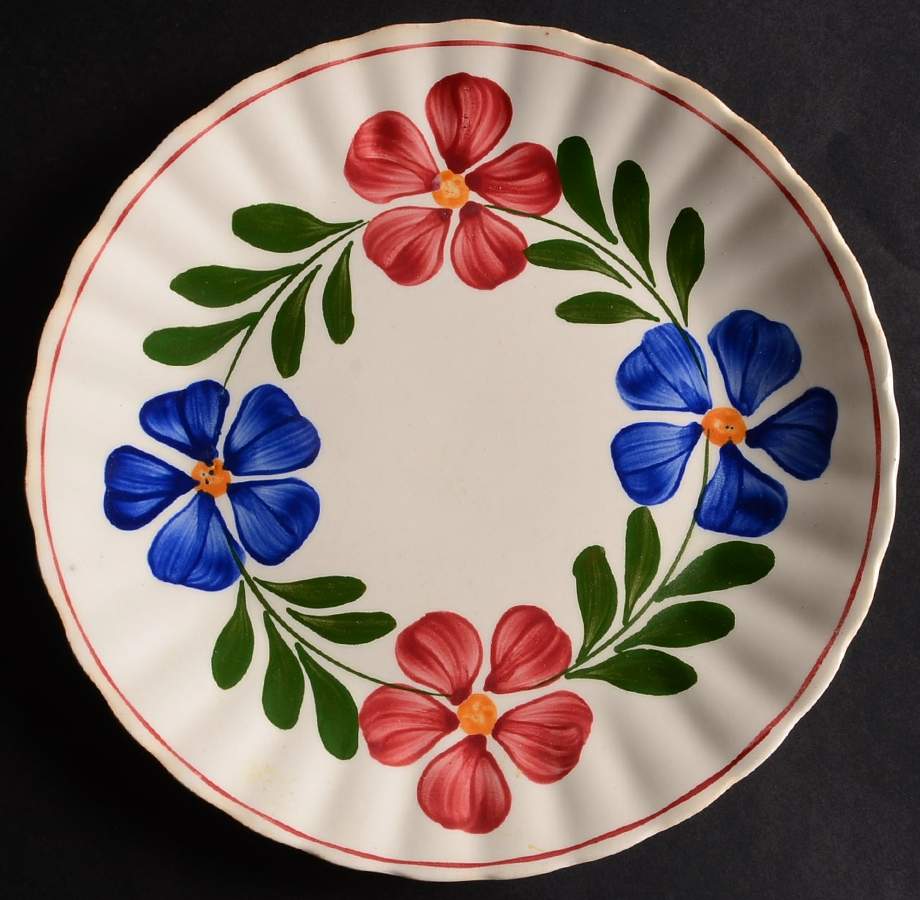 Laurel Wreath Petunia Luncheon Plate by Blue Ridge Southern Pottery-1