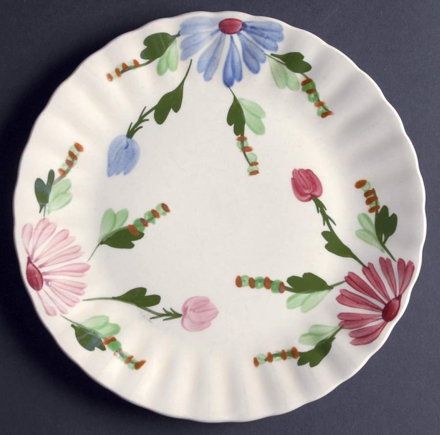 Mardi Gras (Colonial, No Trim) Luncheon Plate by Blue Ridge Southern Pottery-1