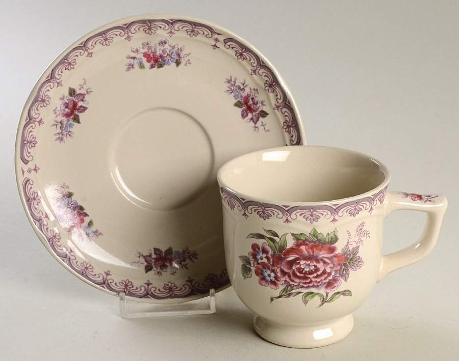 Colonial Rose Footed Cup & Saucer Set by Georges Briard-1