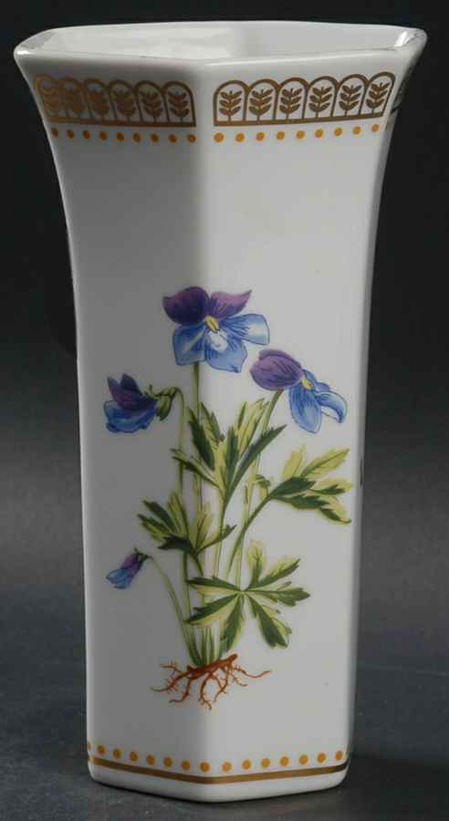 Floral Potpourri 7" Vase by Georges Briard-1