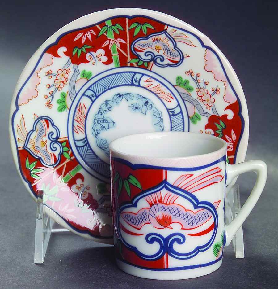 Heirloom Flat Demitasse Cup & Saucer Set by Georges Briard-1