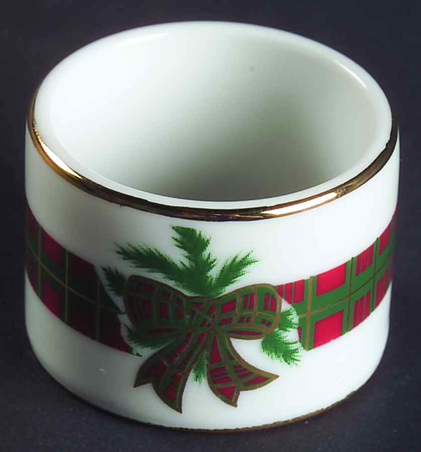 The Hunt Napkin Ring by Georges Briard-1