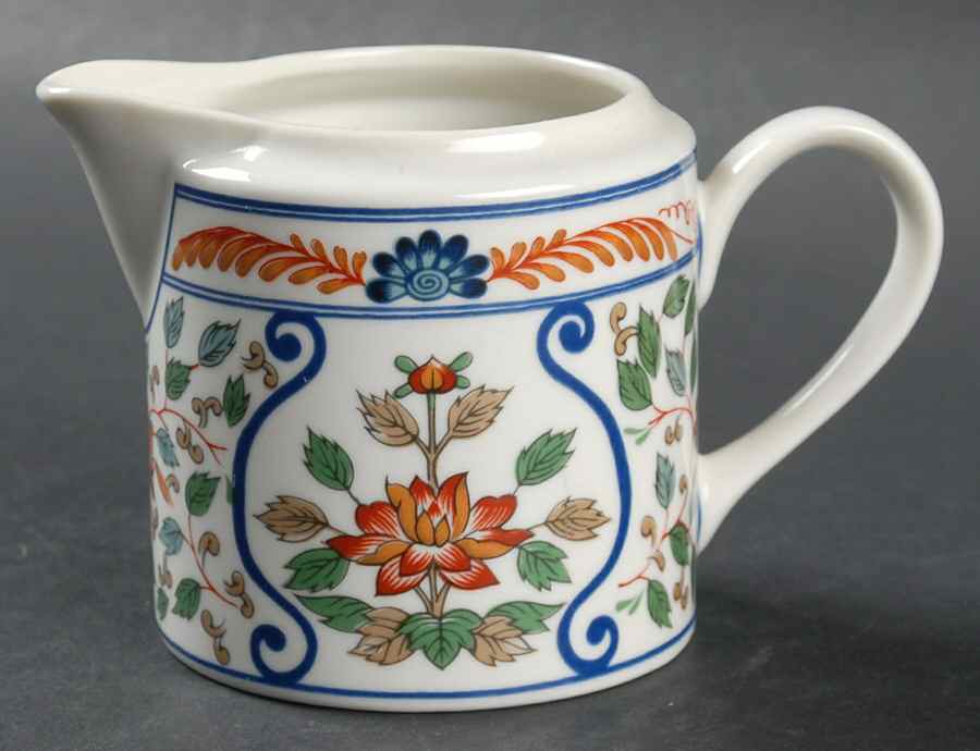 Imari Blossoms Creamer by Georges Briard-1