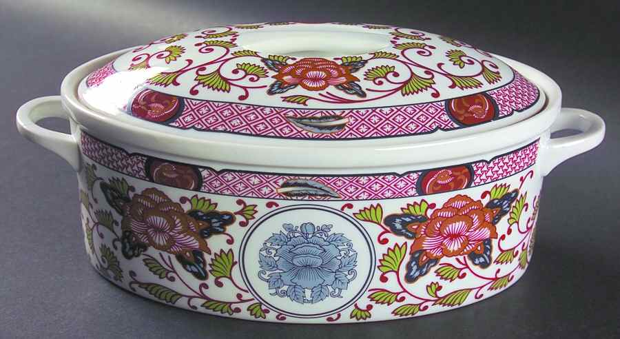 Peony Oval Covered Vegetable by Georges Briard-1