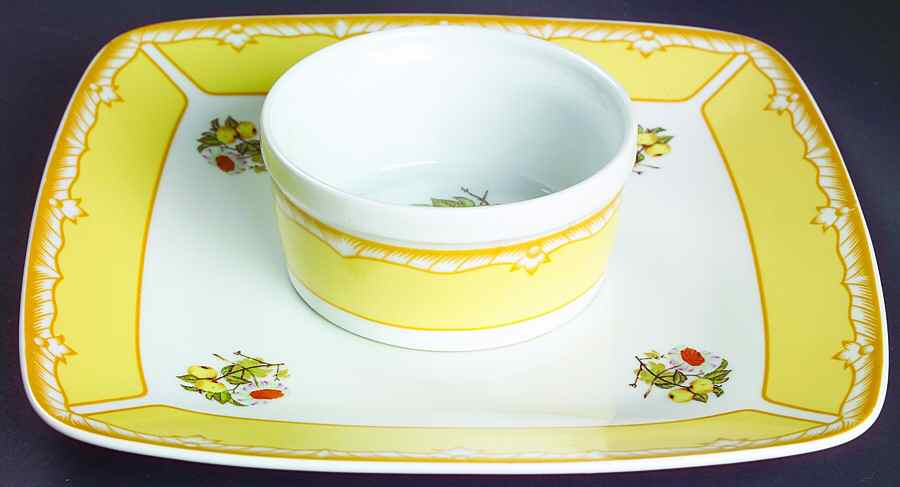 Somerset 1 Piece Chip & Dip by Georges Briard-1
