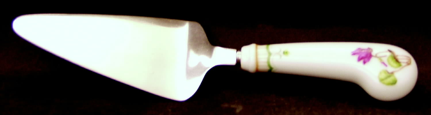 Victorian Gardens Pie Server with Stainless Blade by Georges Briard-1