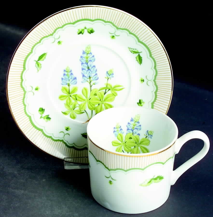 Victorian Gardens Flat Cup & Saucer Set by Georges Briard-1