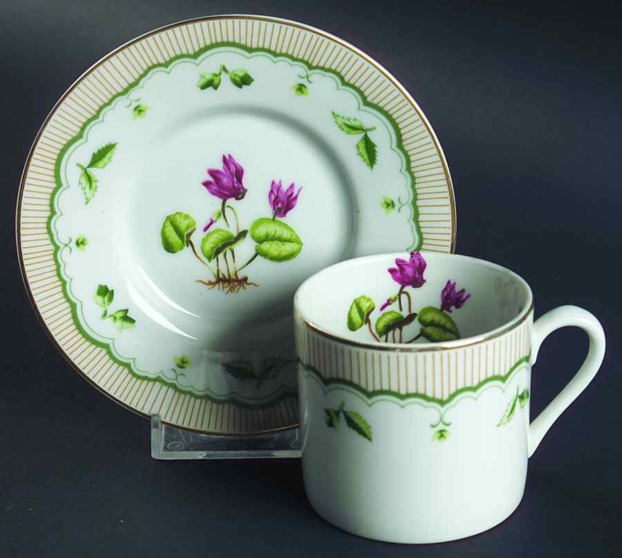 Victorian Gardens Flat Demitasse Cup & Saucer Set by Georges Briard-1