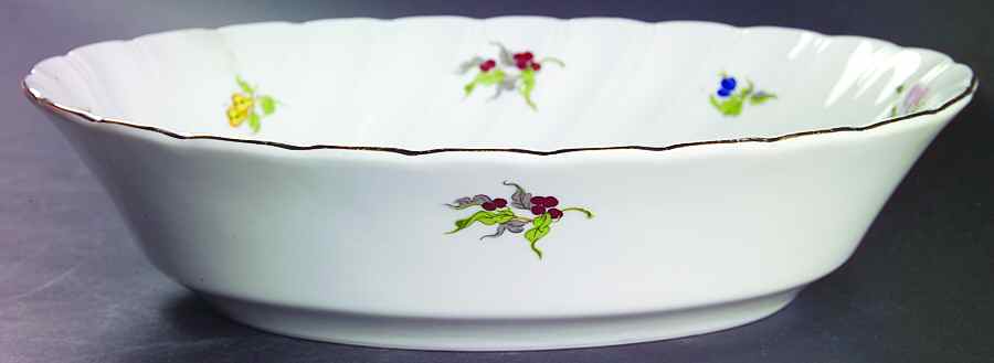 Woodland Melody 10" Oval Vegetable Bowl by Georges Briard-1