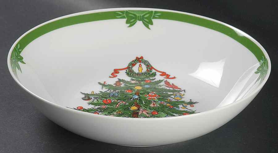 Yule Tide 9" Round Vegetable Bowl by Georges Briard-1