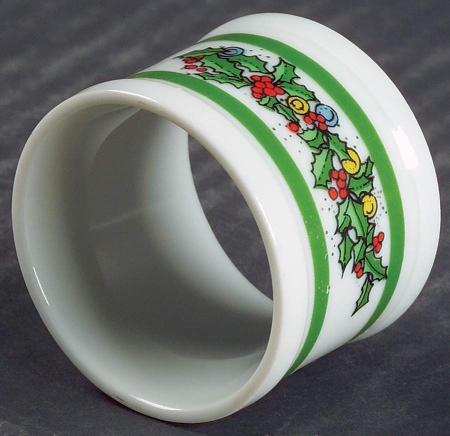 Yule Tide Napkin Ring by Georges Briard-1