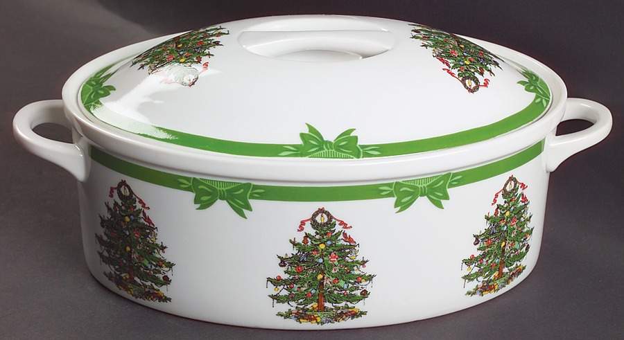 Yule Tide 2.5 Quart Oval Covered Casserole by Georges Briard-1