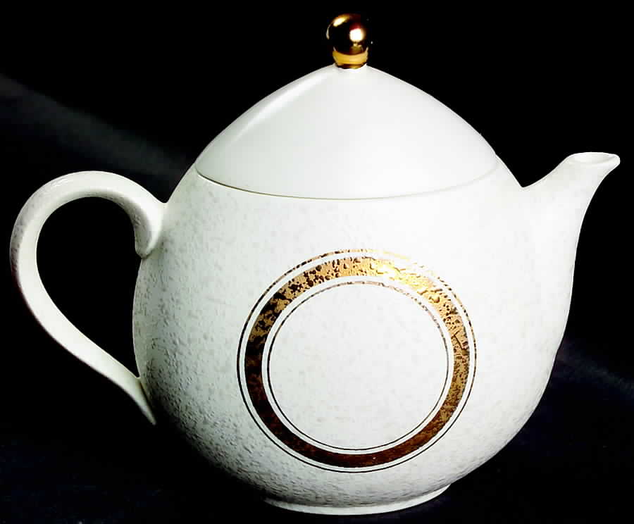 Lame Creamer & Lid by Sascha Brastoff-1