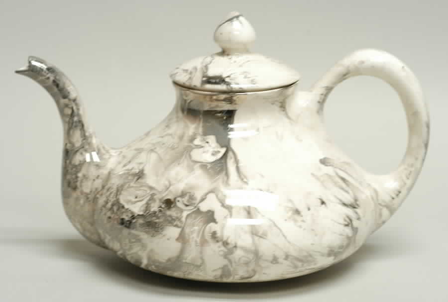 Surf Ballet (White & Platinum) Teapot & Lid by Sascha Brastoff-1