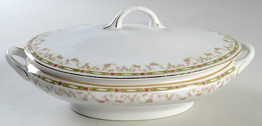 12042 Oval Covered Vegetable by Bassett-1