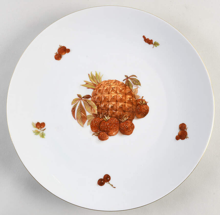 BTH271 11" Chop Plate (Round Platter) by Bareuther & Co-1
