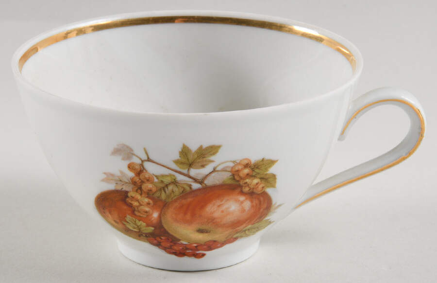 BTH4 (1-16" Gold Trim) Flat Cup by Bareuther & Co-1