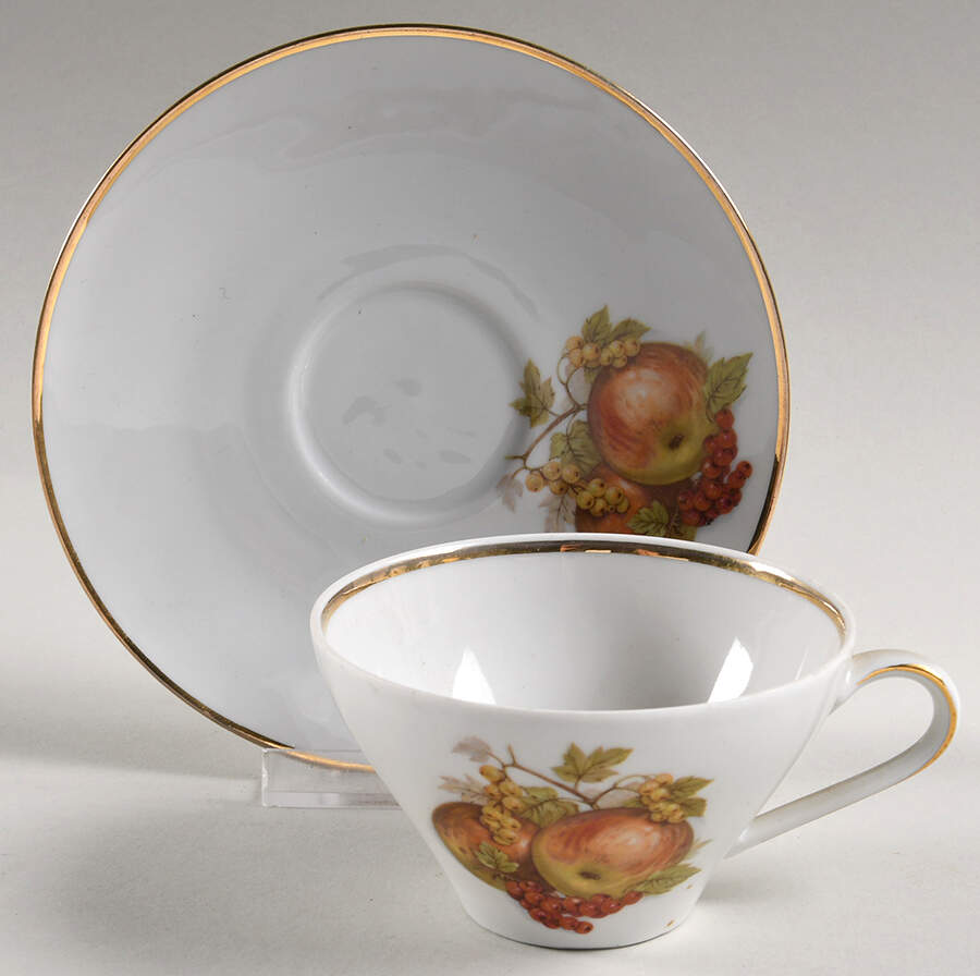 BTH4 (1-16" Gold Trim) Flat Cup & Saucer Set by Bareuther & Co-1