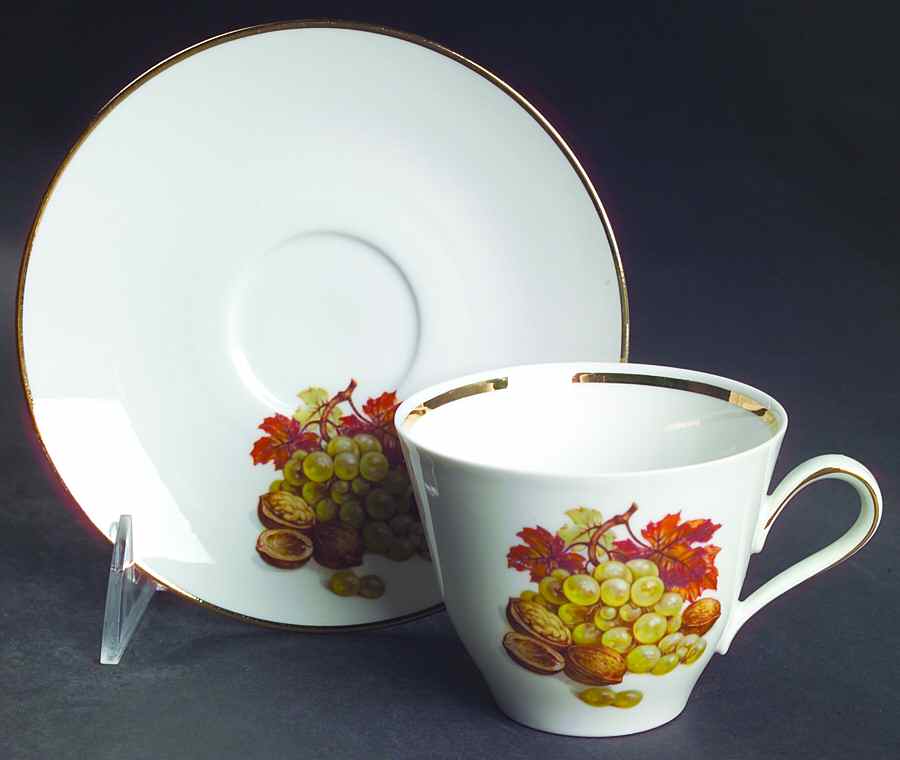 BTH4 (1-16" Gold Trim) Flat Cup & Saucer Set by Bareuther & Co-1