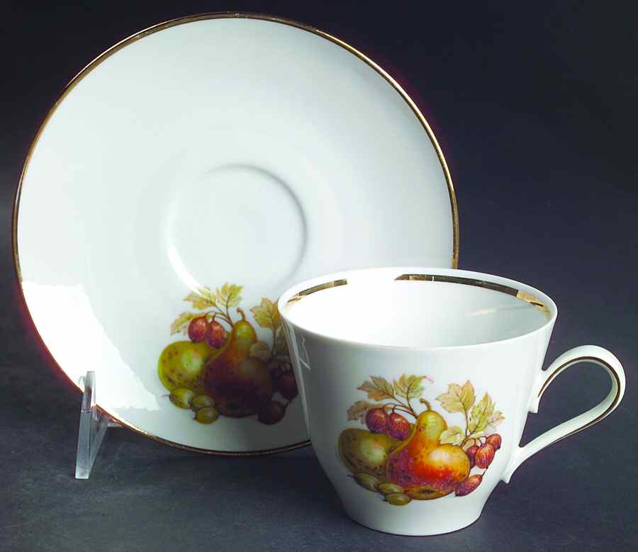 BTH4 (1-16" Gold Trim) Flat Cup & Saucer Set by Bareuther & Co-1