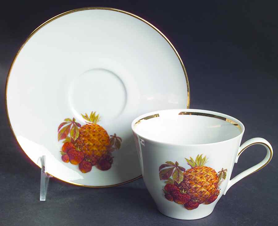 BTH4 (1-16" Gold Trim) Flat Cup & Saucer Set by Bareuther & Co-1
