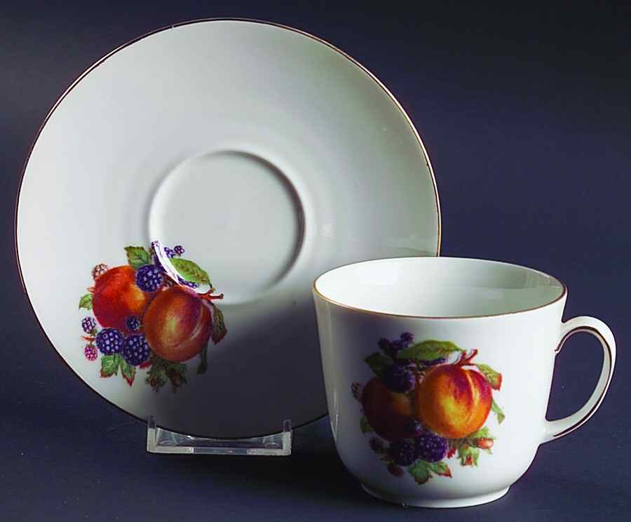 BTH4 (1-16" Gold Trim) Flat Cup & Saucer Set by Bareuther & Co-1