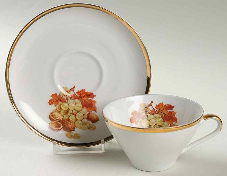BTH4 (1-16" Gold Trim) Flat Cup & Saucer Set by Bareuther & Co-1