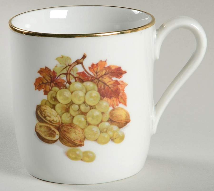 BTH4 (1-16" Gold Trim) Mug by Bareuther & Co-1