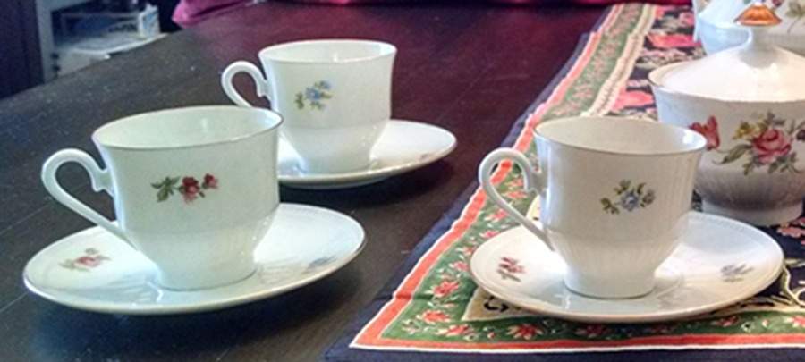 BTH8 Footed Cup & Saucer Set by Bareuther & Co-1