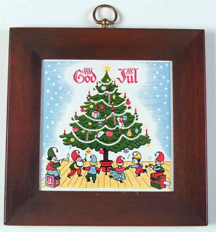 God Jul (White) Square Tea Tile with Wood Frame and Tile Insert by Berggren Traynor-1