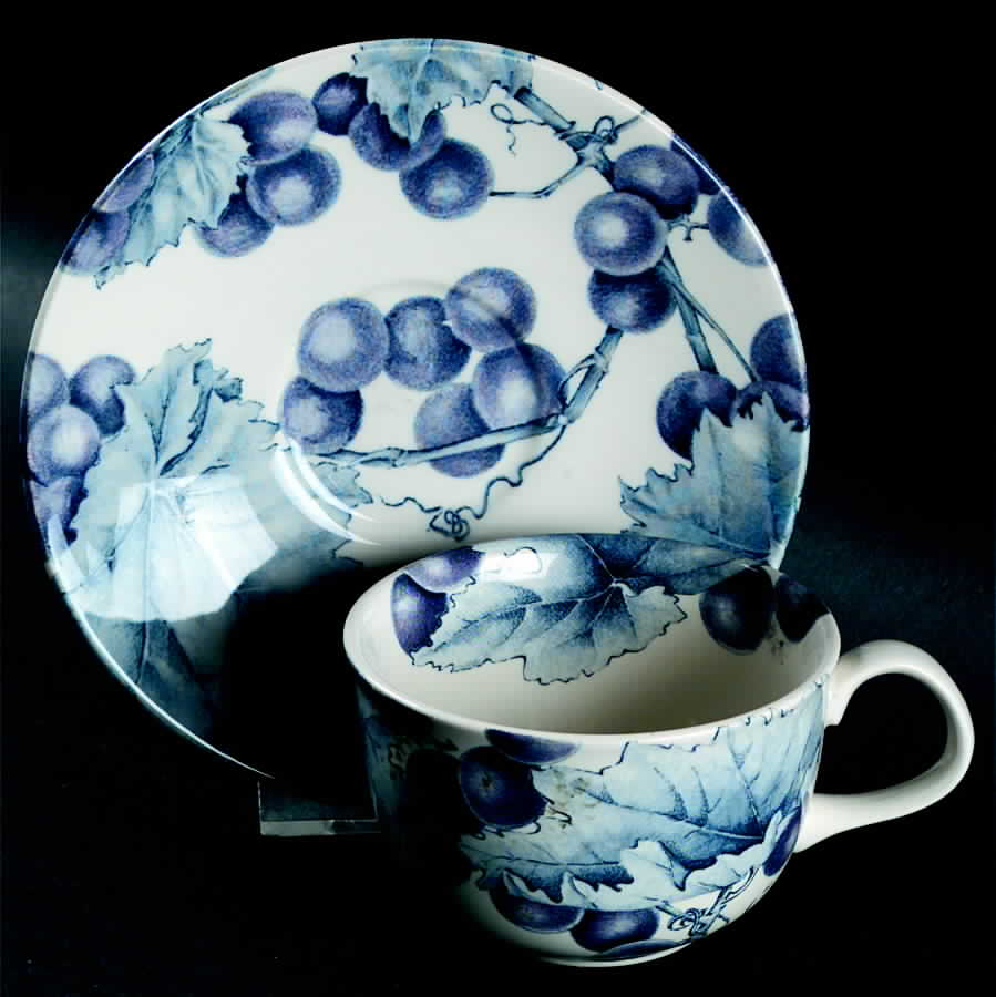 BTT8 Flat Cup & Saucer Set by Barratts-1