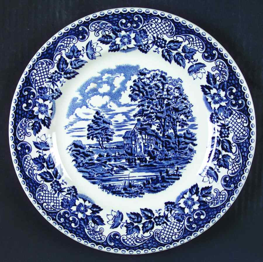 Elizabethan Blue Dinner Plate by Barratts-1