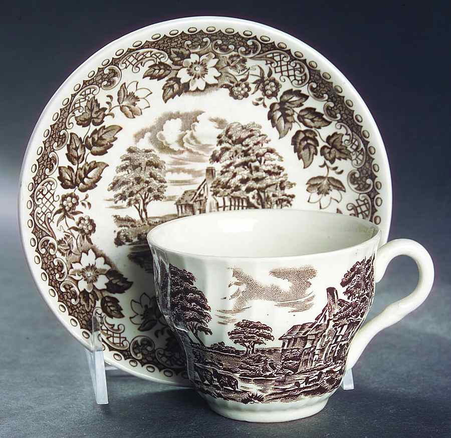 Elizabethan Brown Flat Cup & Saucer Set by Barratts-1