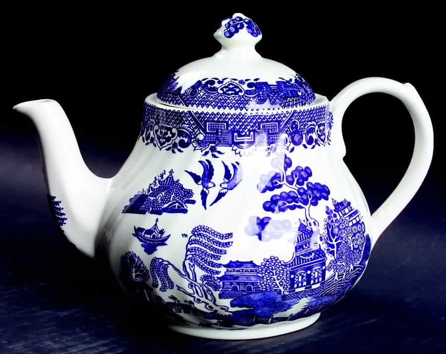 Willow Blue Teapot & Lid by Barratts-1