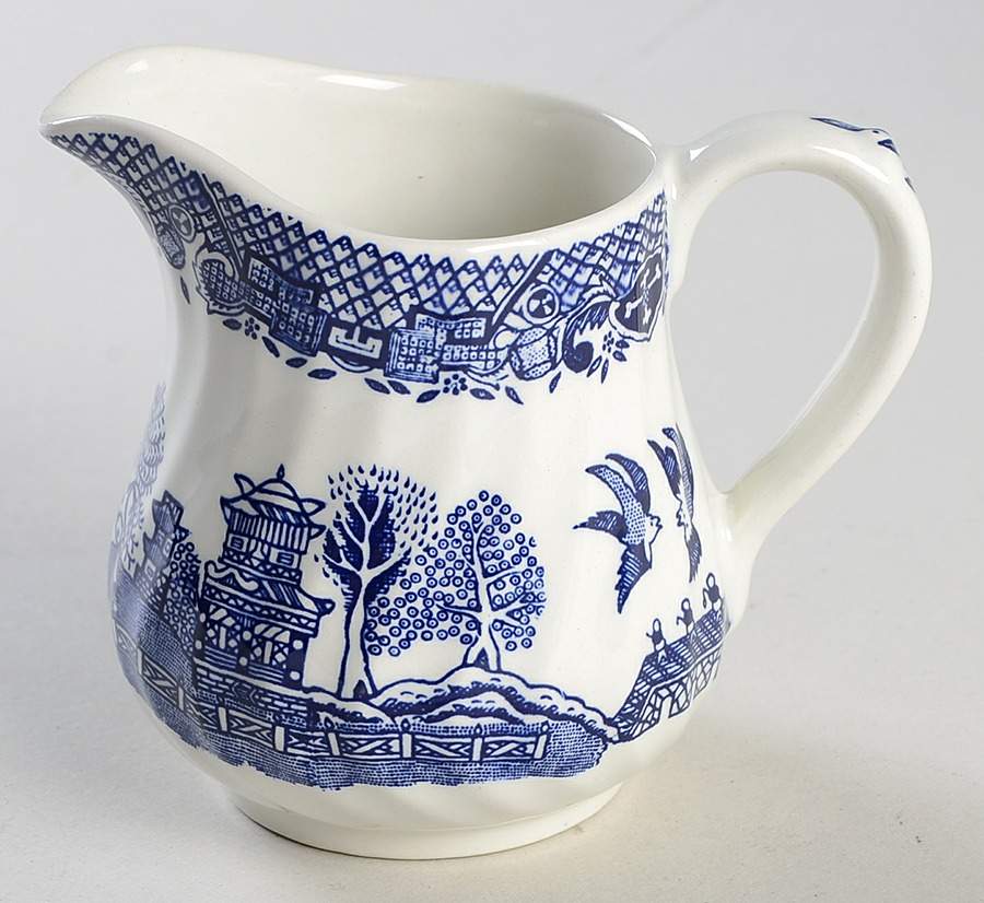 Willow Blue Creamer by Barratts-1
