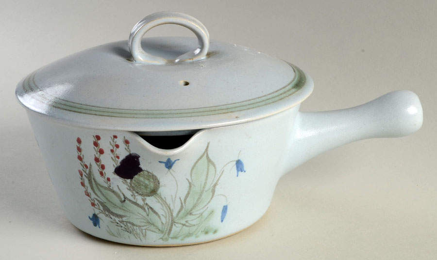 Thistleware 1 Qt Round Covered Casserole by Buchan-1