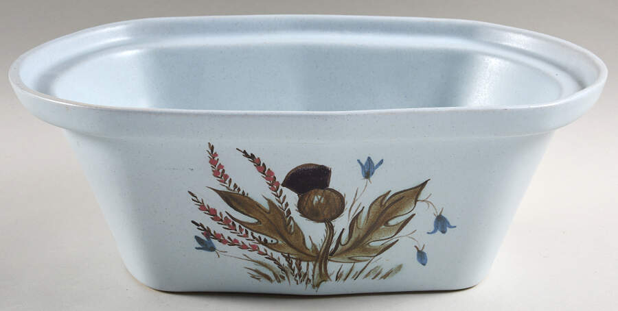 Thistleware 3 Qt Oval Covered Casserole No Lid by Buchan-1