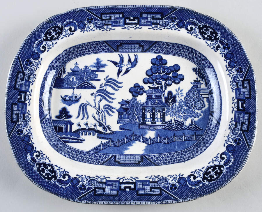 Blue Willow (Non Restaurant, No Trim) 12" Oval Serving Platter by Buffalo Pottery-1