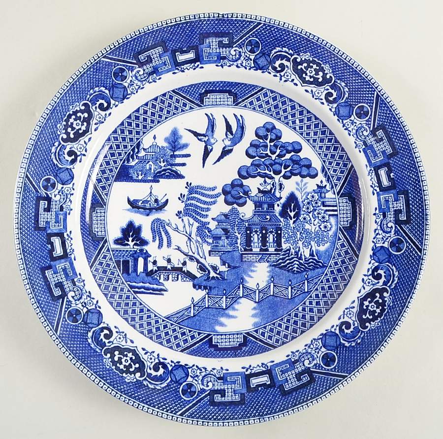 Blue Willow (Non Restaurant, No Trim) Dinner Plate by Buffalo Pottery-1
