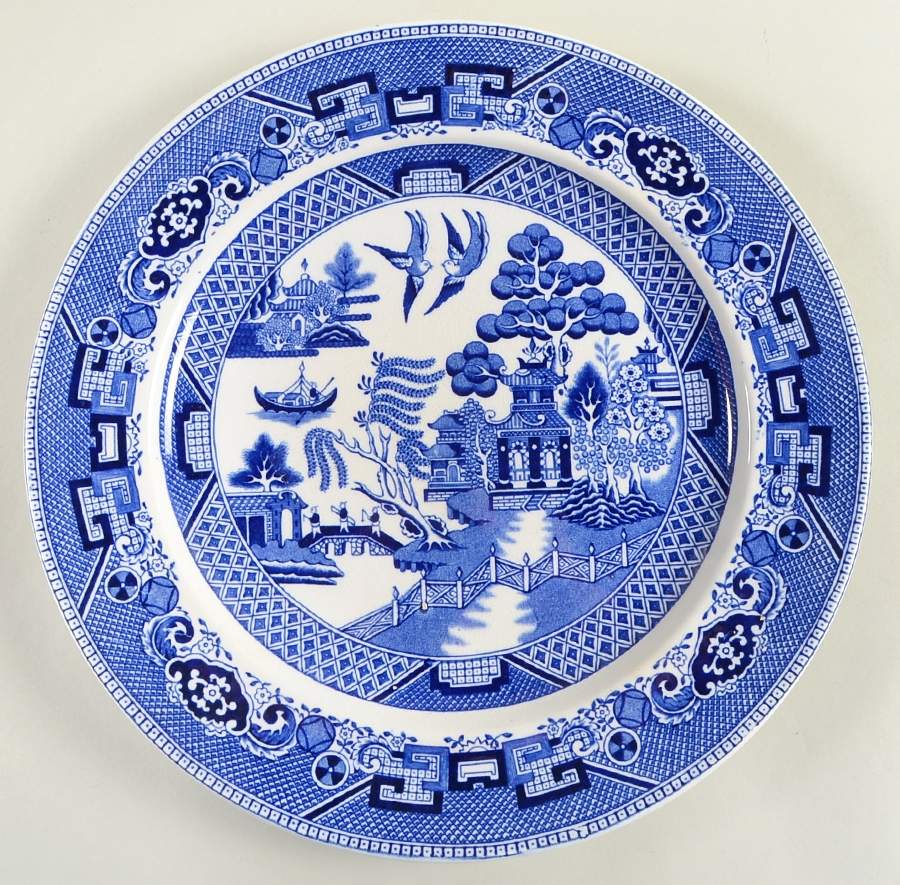 Blue Willow (Non Restaurant, No Trim) Dinner Plate by Buffalo Pottery-1
