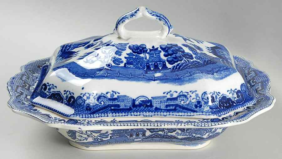 Blue Willow (Non Restaurant, No Trim) Rectangular Covered Vegetable by Buffalo Pottery-1