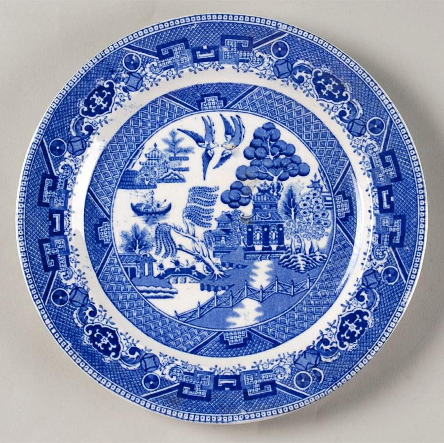 Blue Willow (Non Restaurant, No Trim) Dessert/Pie Plate by Buffalo Pottery-1