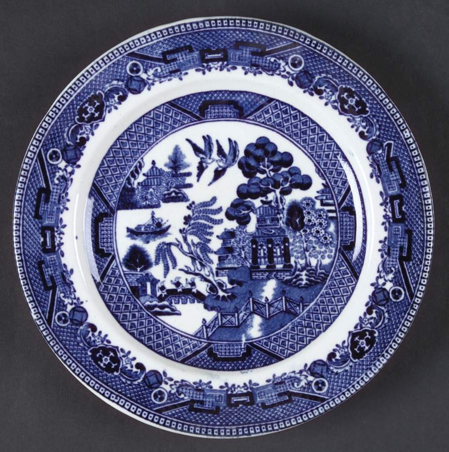 Blue Willow (Non Restaurant, No Trim) Bread & Butter Plate by Buffalo Pottery-1
