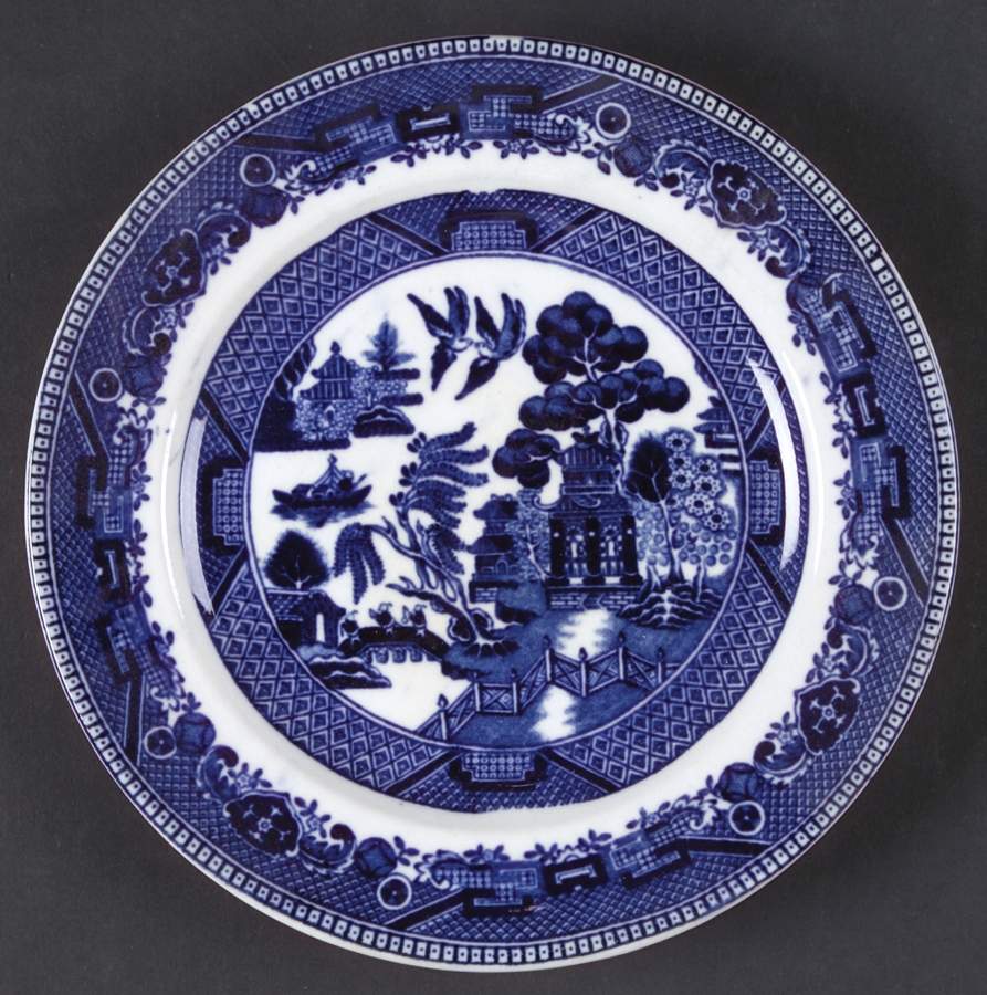 Blue Willow (Non Restaurant, No Trim) Bread & Butter Plate by Buffalo Pottery-1