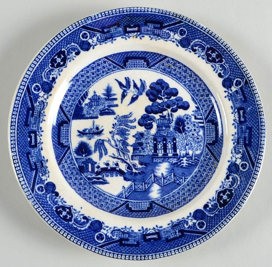 Blue Willow (Non Restaurant, No Trim) Bread & Butter Plate by Buffalo Pottery-1