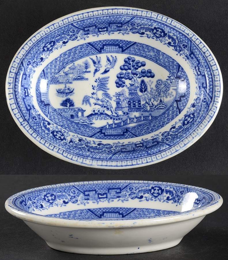 Blue Willow (Restaurant Ware) Oval Fruit/Dessert Bowl by Buffalo Pottery-1