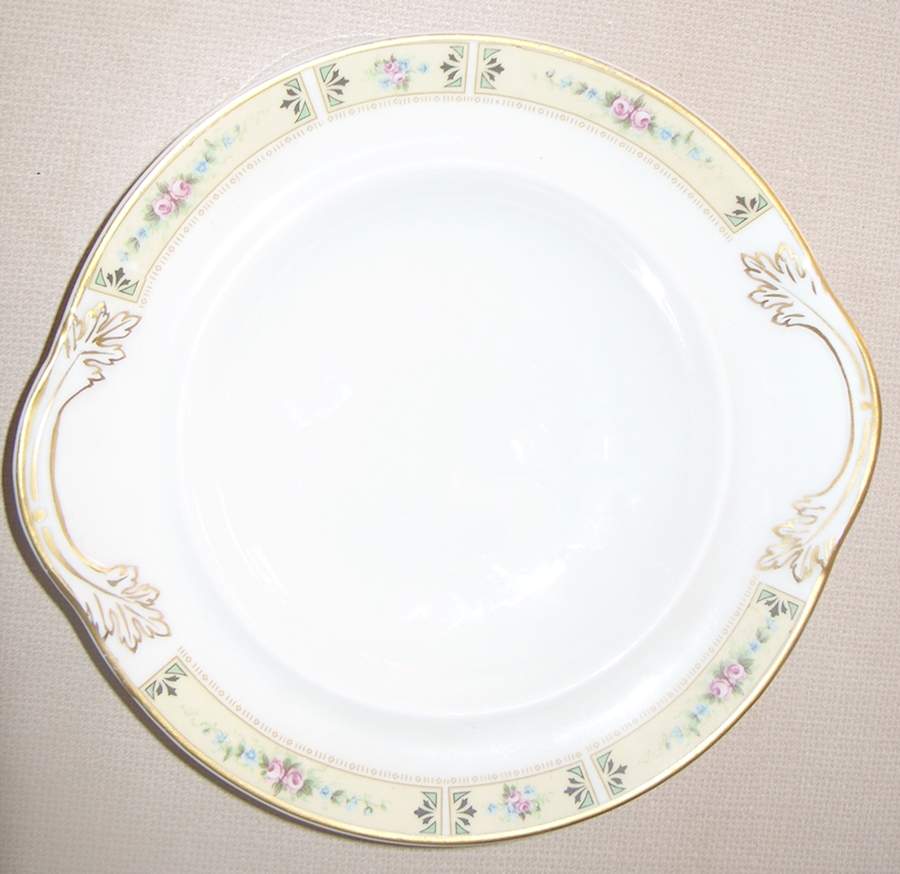 BUF11 Handled Cake Plate by Buffalo Pottery-1