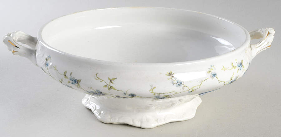 BUF16 Round Vegetable No Lid by Buffalo Pottery-1