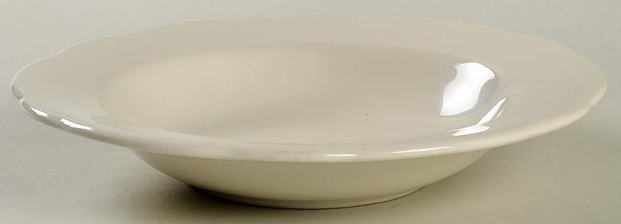 BUF19 Large Rim Soup Bowl by Buffalo Pottery-1